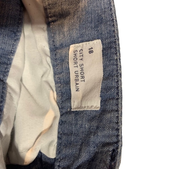 Gap Chambray City Short - Picture 5 of 7